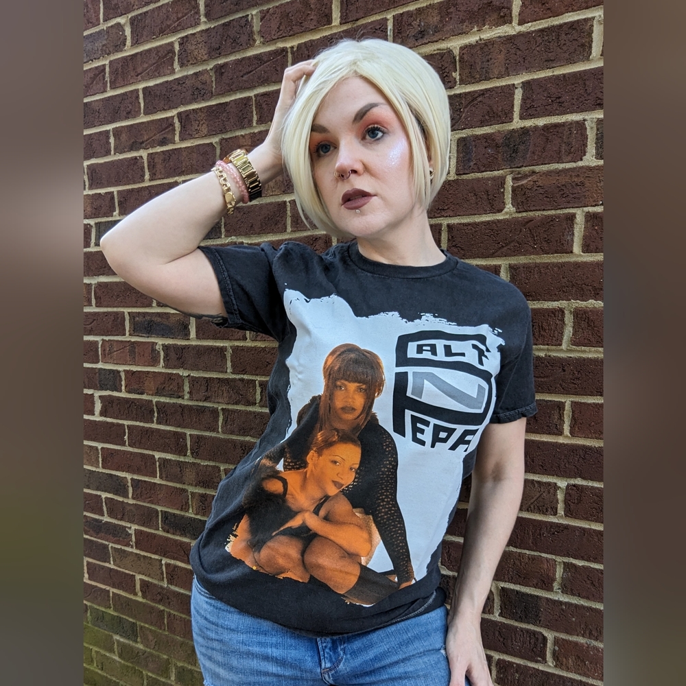 Salt-n-peppa tshirt